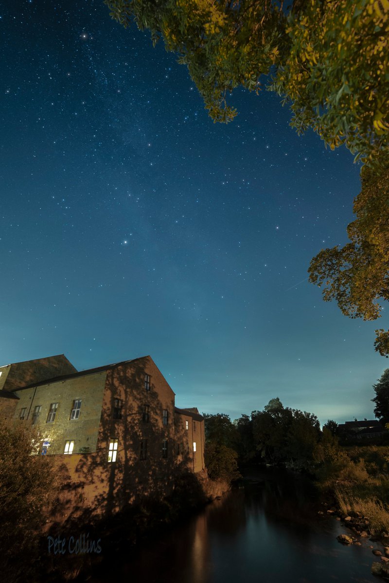 diamondskies99's tweet photo. The River Ribble through Settle last night and a hint of Milky Way. The two bright stars are Deneb top left and Altair lower down.
@yorkshire_dales @ThePhotoHour @VisitSettle @gingerbugsandco https://t.co/mXtaVFaQ19