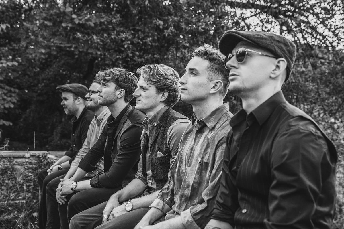 🚨 NEW MUSIC ALERT 🚨 

What’s that we are starring at? It’s our new single heading inbound! 

Our brand new single ‘Tigers in the living room’ will be dropping on all streaming platforms very soon! 

Keep your eyes peeled for the official drop date which will be announced soon!