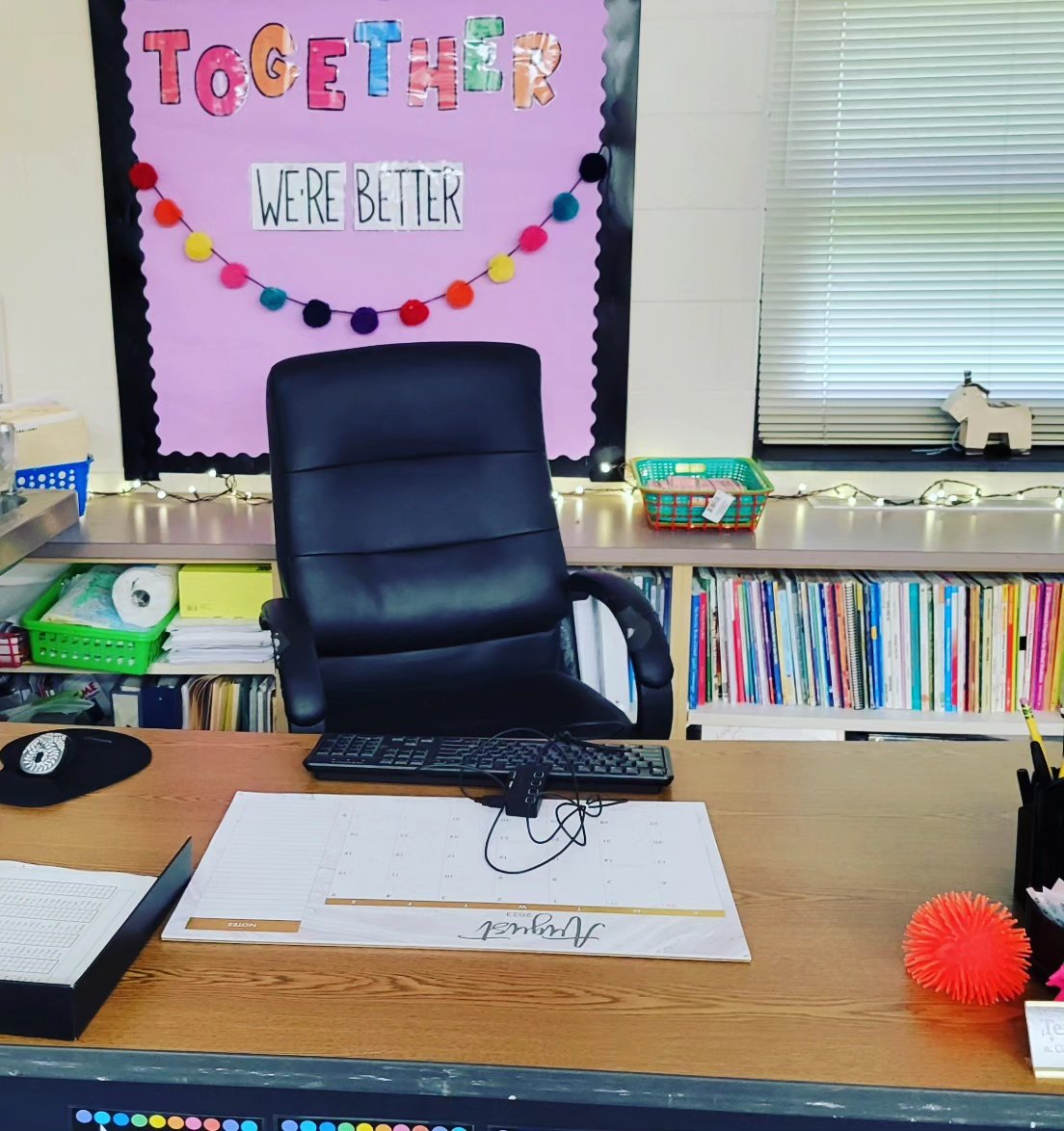 MrsViteri's tweet photo. Year 9 Here I come!

I can't believe the 2023-24 School Year is already here. Looking forward to meeting all my little 4th graders. #teacherlife #iteachtoo #4thgrade #education https://t.co/VF9NGUGsz8