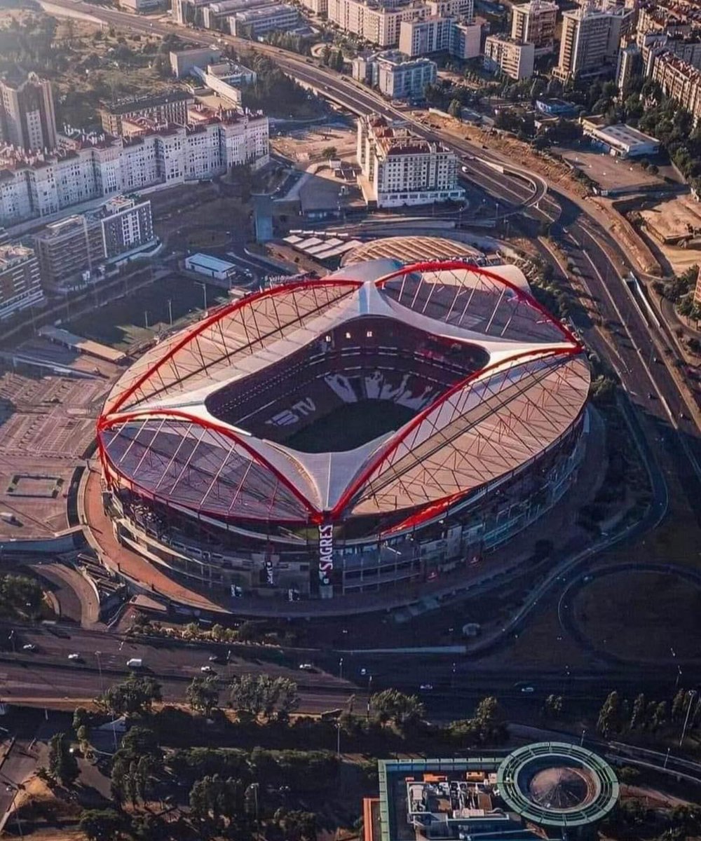 Estádio da luz considerado o melhor da primeira liga 📍⚪️🔴🦅