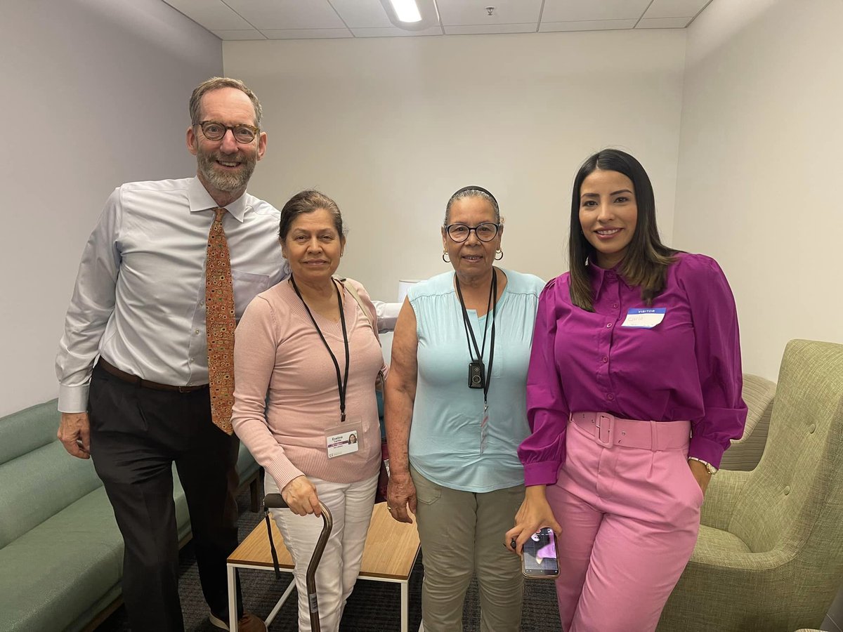 Happy World Senior Citizen’s Day! CEI’s very own Dr Jim Mittelberger and two participants, Evelina and Maria, were interviewed by Univision's Carla Farias today to talk about what it means to age well. Watch it on Univision Channel 14 on the 6 o’clock news!