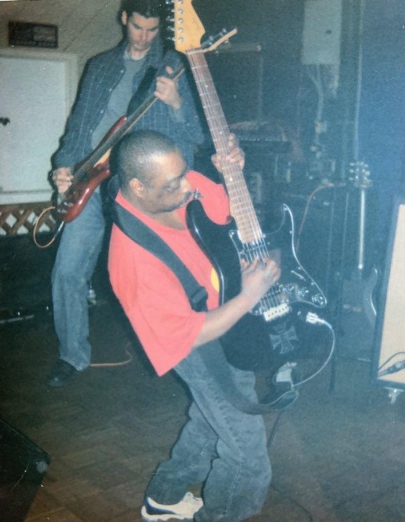 LucaRedzz's tweet photo. Gonna tell my kids this was Jimi Hendrix https://t.co/ghU0ryx1tu