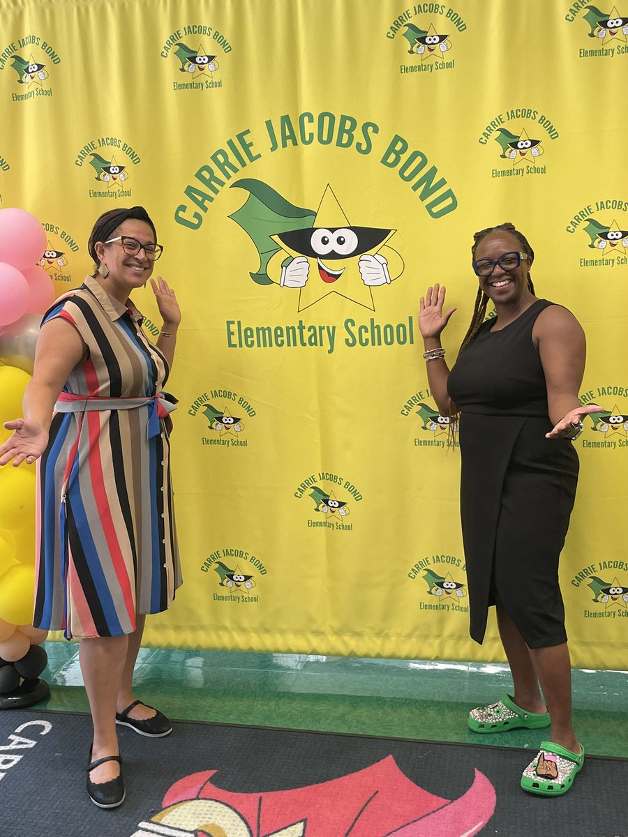#CPSFirstDay at Bond was special! Years ago, I used to work in the same school as Dr. Wright—who is now the Principal at Bond, working with teachers &amp; staff, to nurture learning in a caring school community. Have a great year Bond Superstars! <a href="/ChiPubSchools/">CPS - Chicago Public Schools</a> <a href="/CPSNetwork11/">CPS Network 11</a>