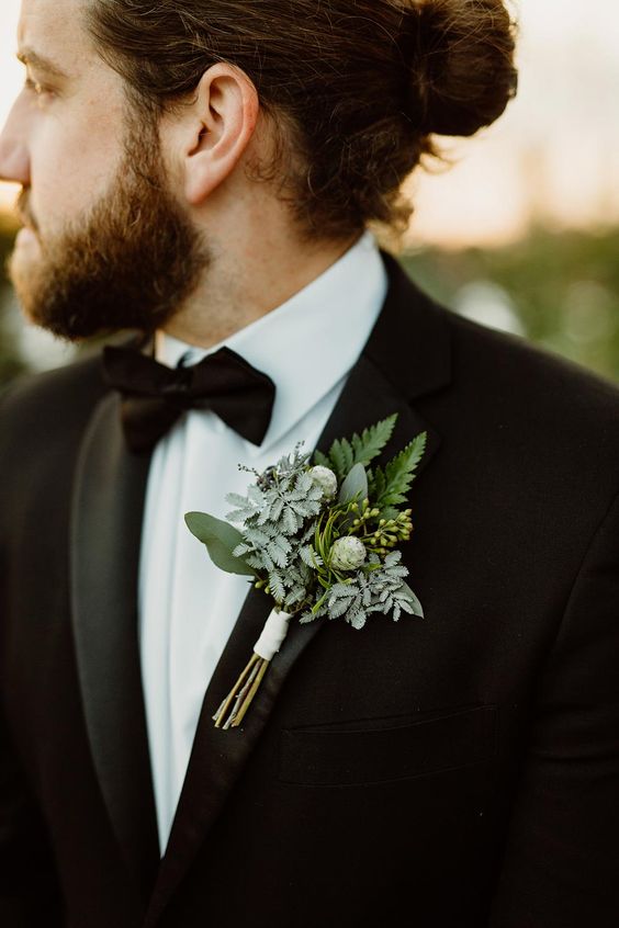 FianceeBodas's tweet photo. Ideas de azahares de novio para la boda de invierno, ¡inspírate! https://t.co/Sh768KpsyT