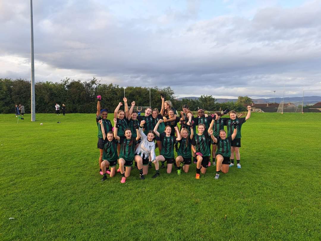 DYoungIrelands's tweet photo. Well done to our U13 girls on a great win against St Mochtaโs ๐๐ค#YIGH https://t.co/dy1t3u2fc7