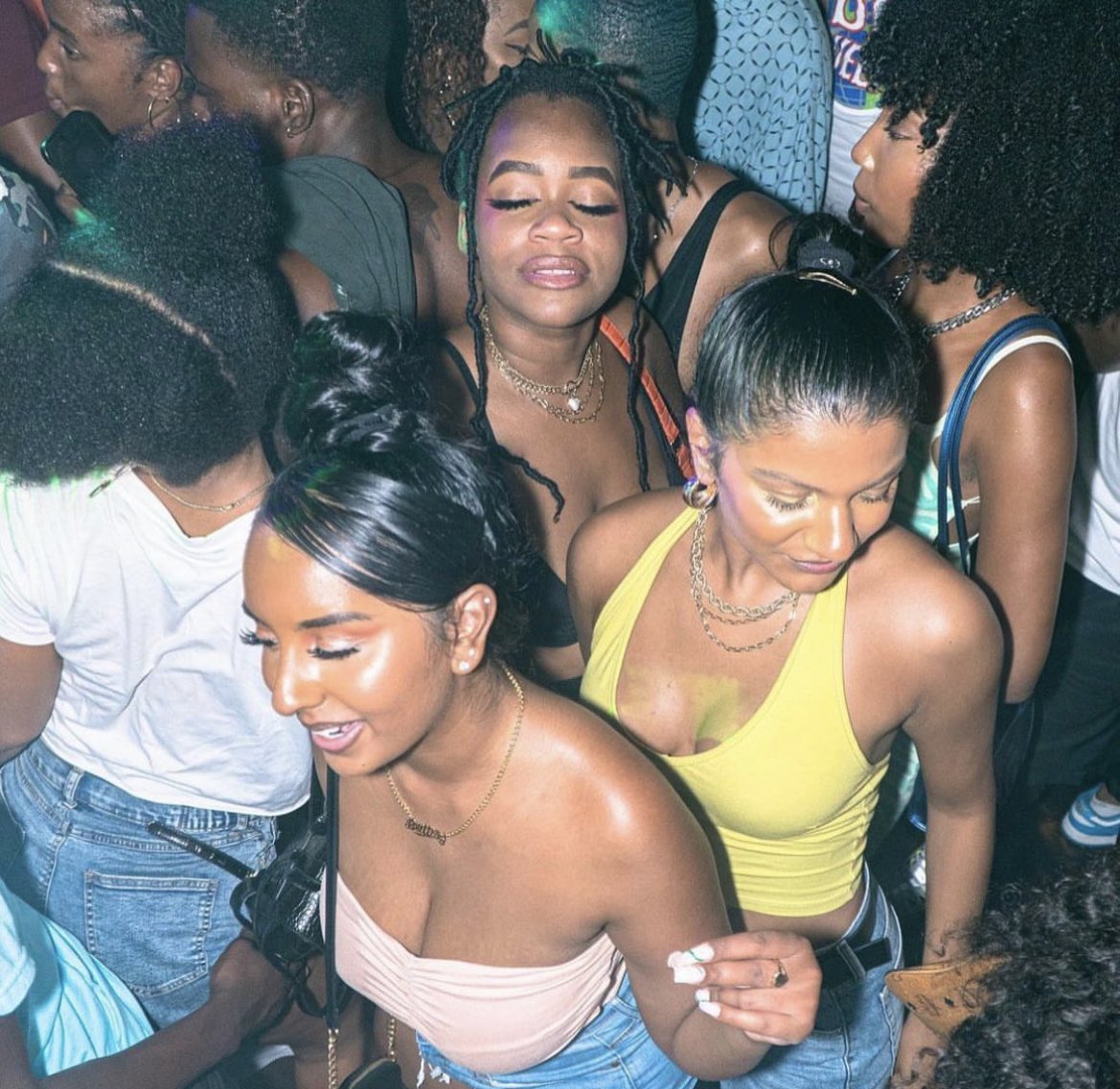 TheWaveNYC's tweet photo. WAVE CAVE RETURNS AUGUST 25th The Ultimate New HIP HOP &amp; RNB Experience @ourwickedlady‼️‼️‼️

RSVP NOW🔥🍾
10pm-4am

THIS PARTY WE’RE FOCUSING ON THE NEWEST MUSIC HIP HOP &amp; RNB HITS 🎶‼️No Oldies‼️Ticket link 🎟️https://t.co/5nmkev98TX https://t.co/KDQ1MEefP8