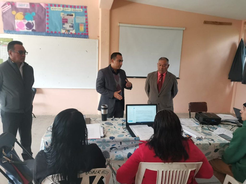 RodolfoRJ22's tweet photo. La zona escolar S087 del municipio de Villa Victoria perteneciente a la #SRVB da inicio a la Fase Intensiva del Consejo Técnico Escolar y el Taller Intensivo de Formación Continua. https://t.co/mRcq9WVpkG