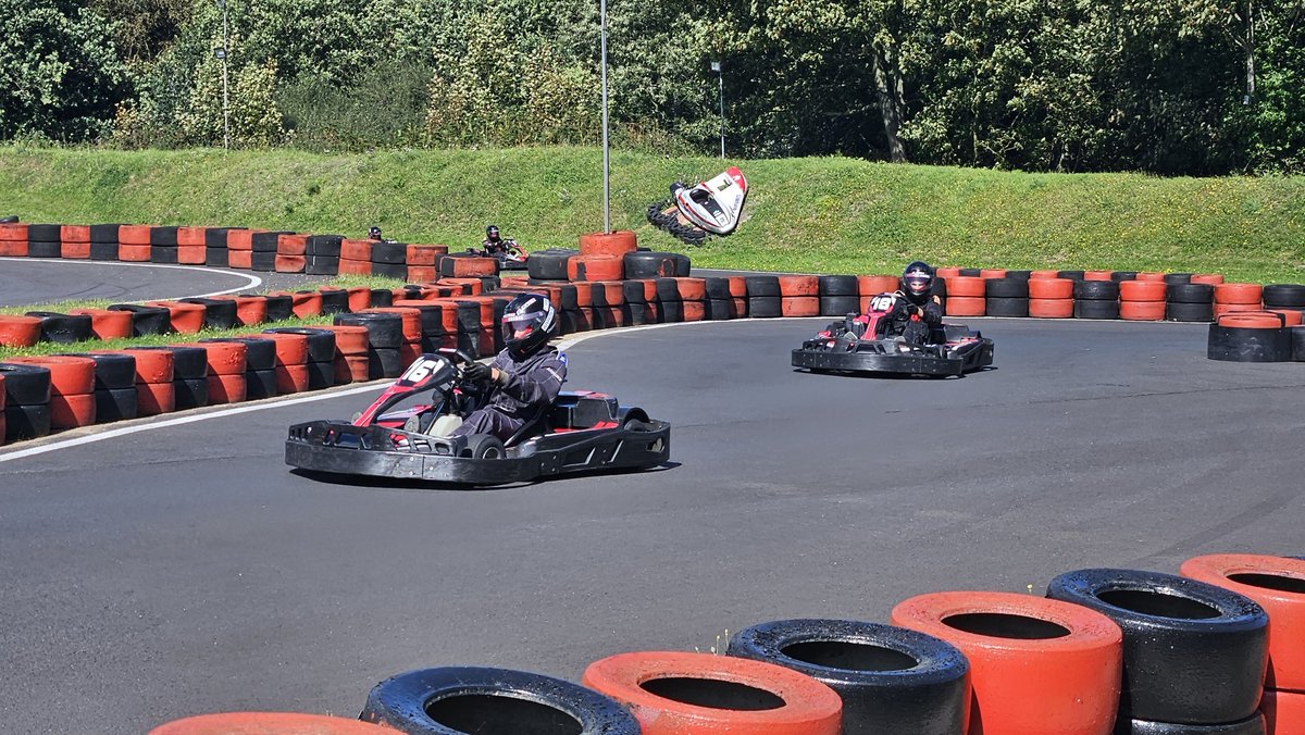 3rdenfieldbb's tweet photo. Today at #BBCamp23 we've been putting β³οΈ at Beeston Hills Putting Green, go karting π at Karttrak Cromer, gone to the beach β±οΈ and taken on an assault course πͺ on site! #BoysBrigade #BBAdventure https://t.co/zDsSicuFrq
