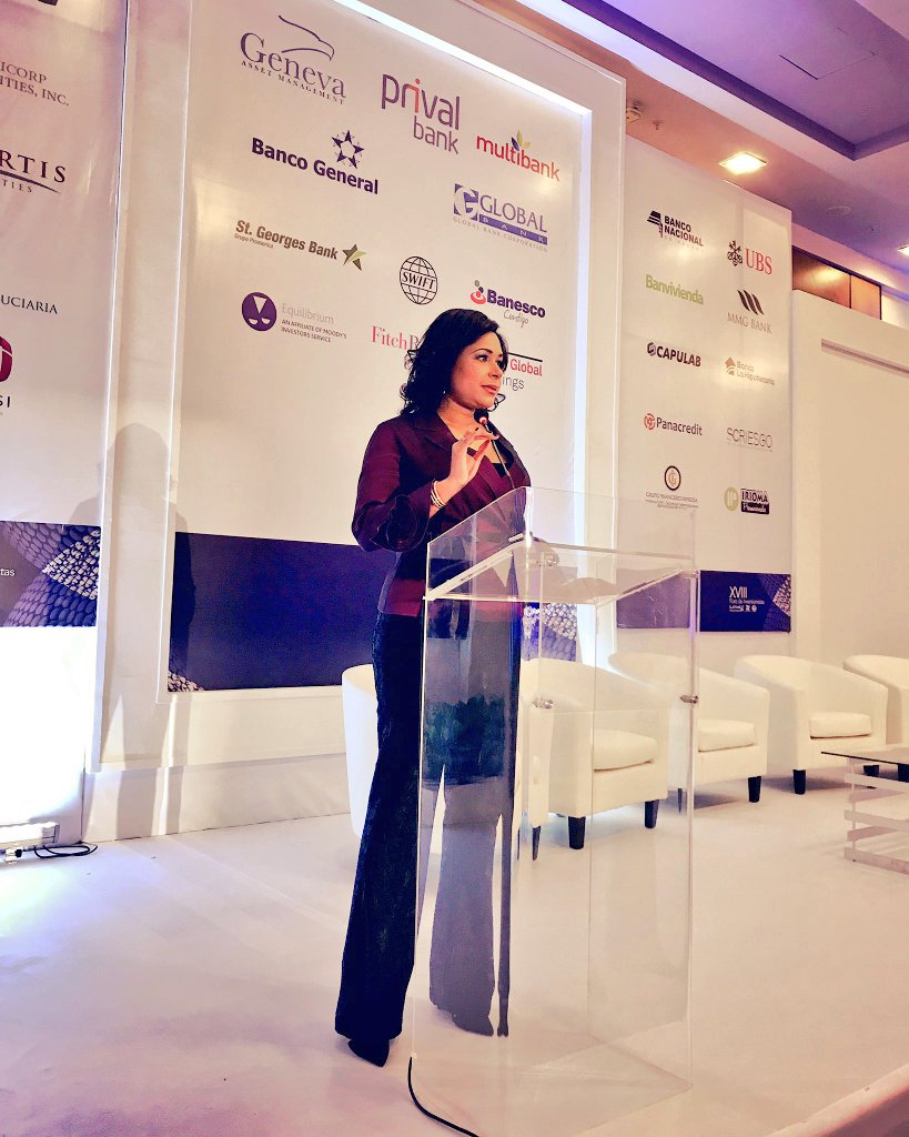 EvolvePanama's tweet photo. ¿Quieres dominar el Arte de Hablar en Público? 🎤 
En @EvolvePanama  desarrollamos tus habilidades de expresión oral para conectar con todo tipo de público. 
Talleres de Oratoria, Liderazgo, y  Vocería Mediática. 

Sesiones individuales y grupales.

Contáctanos: 📱✉️ https://t.co/OuvWlhD6M2