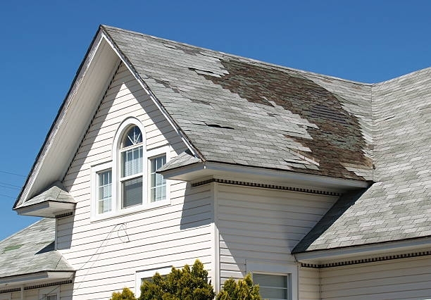 When that roof becomes damaged, make sure to give us a call, and we’ll help with that claim! Watch a short video about this: youtube.com/watch?v=LJK8vF… #claimsmanagement #roofreplacement #homeowner #haildamage