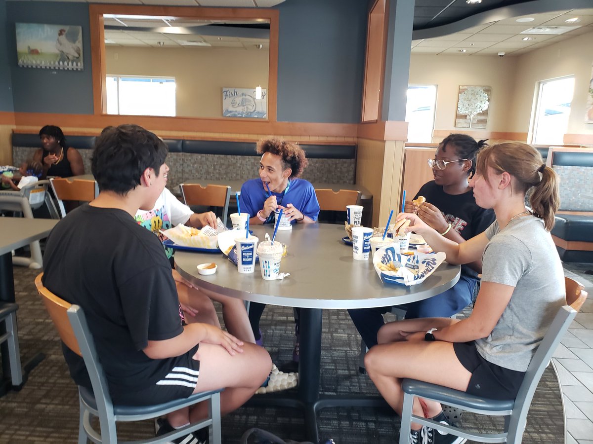 LisaAHarger's tweet photo. @GiantDistance @GiantAthletics @WayneTwpSuper @BenDavisHS Done! https://t.co/E7vzmNAe6B
