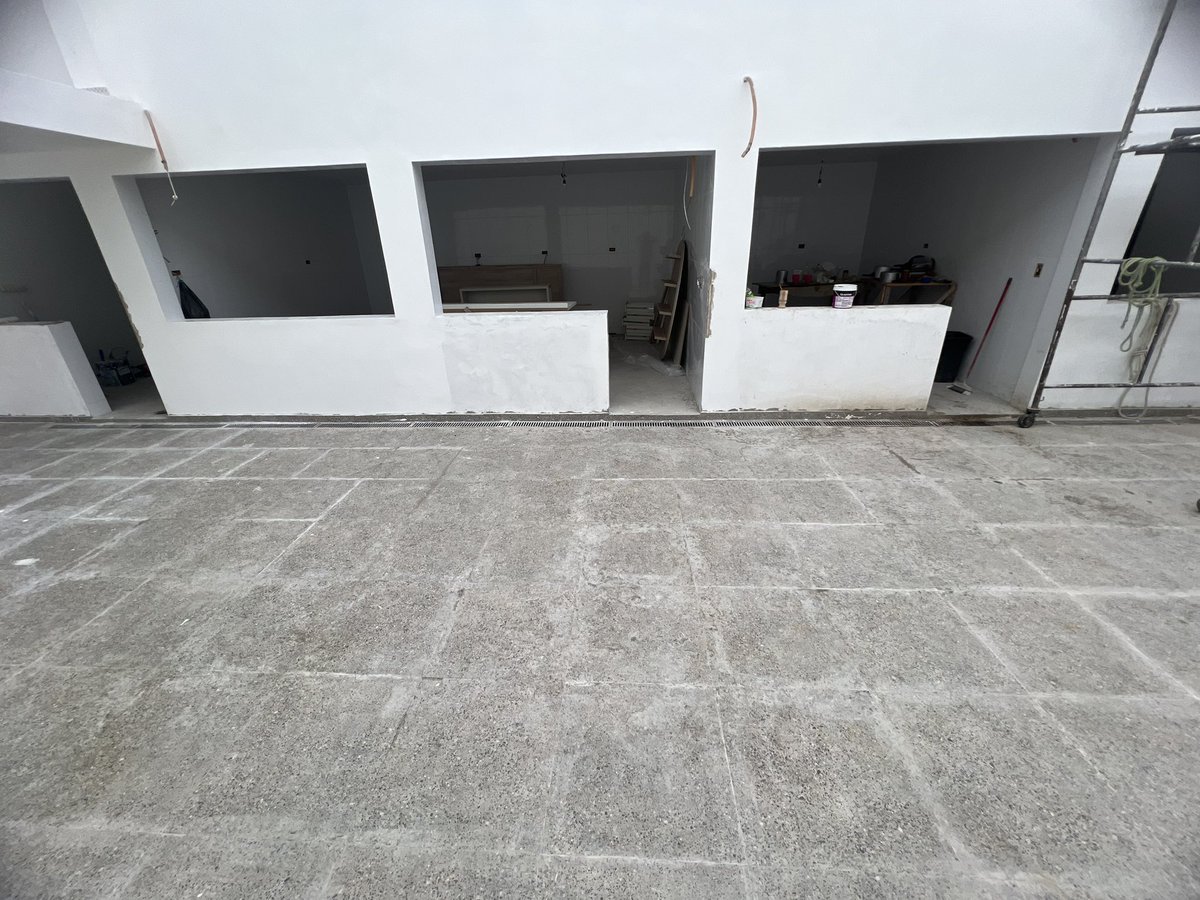 casadoviralata's tweet photo. Olá @amazonbrasil nós fizemos um campanha para comprar ventiladores de teto @britaniaeletro
Uma loja daria um cupom de desconto mas ñ deu certo e sabe quem tem o mesmo modelo? Vocês!

Rola um cupom para a casa comprar 9 ventiladores para as baias e internações do nosso canil?🤞🐾 https://t.co/E0H6mhdl5c