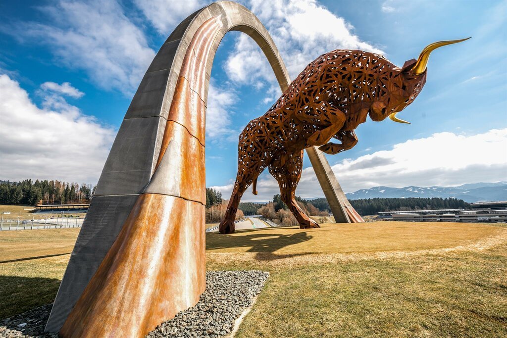 Formula0_versee's tweet photo. E VAMOS PARA O GRANDE PRÊMIO DA AUSTRIA!!! NA CASA DA @RBR_F0!!!! SERÁ QUE HOJE A DUPLA TAURINA SURPREENDE? 

Nas últimas corrida também vimos uma ascensão da @AlpineF0Verse que subiu em todos os pódios a 4 corridas com @Oscar_formula0, será que eles mantém a boa fase? https://t.co/TW22TCyWW6