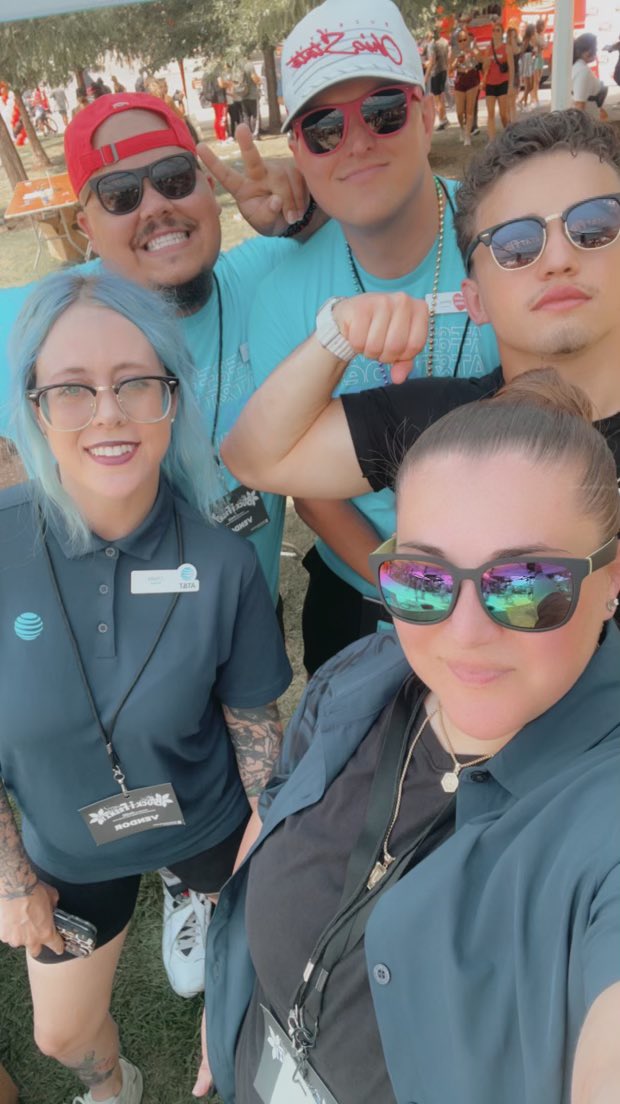 👀👀 at my Squad!! We da best! 🔥 #GhostSquad #LifeAtATT #buckifrenzy