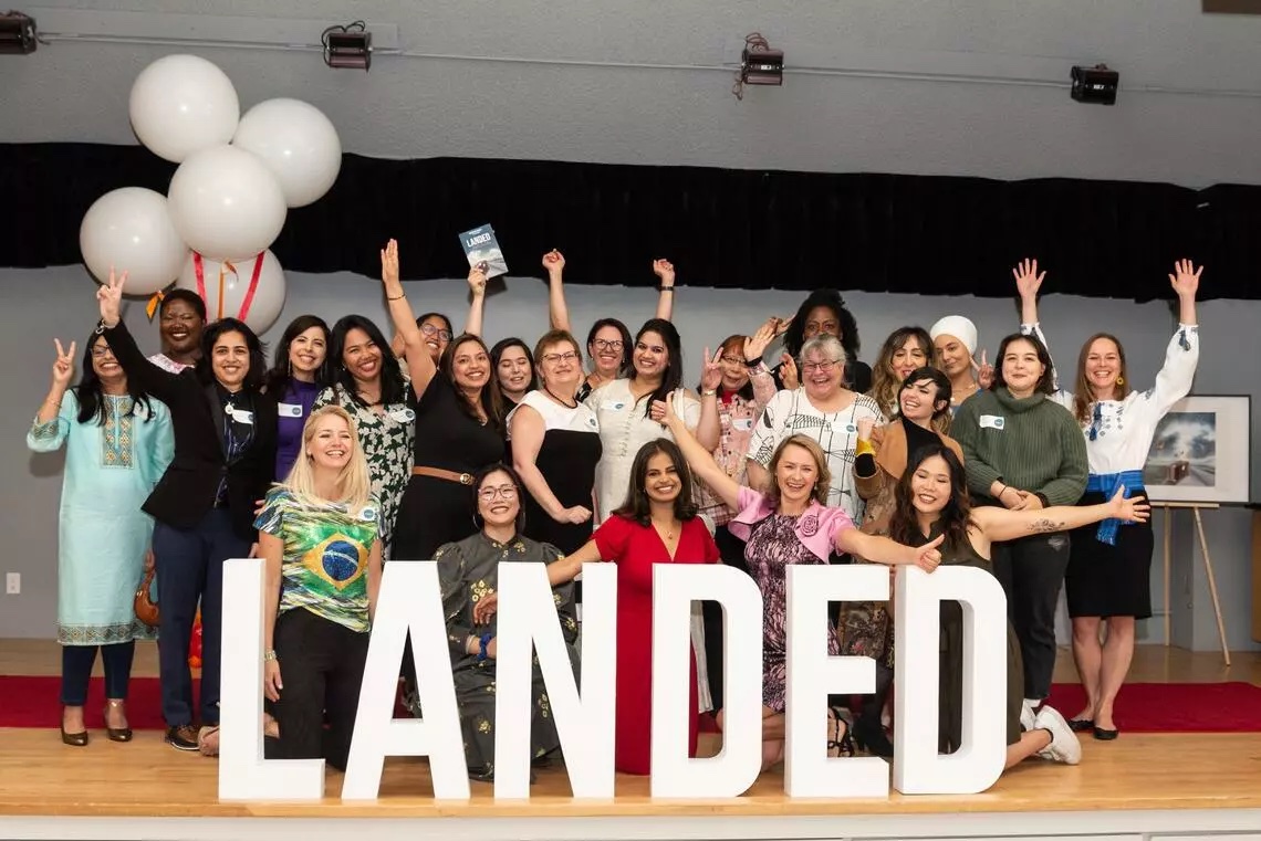 UCalgary's tweet photo. Two #UCalgary employees to present at GlobalFest Citizenship Ceremony sharing their inspiring stories of immigration
https://t.co/6C4ng0oEee https://t.co/5VgBcJ02Vv