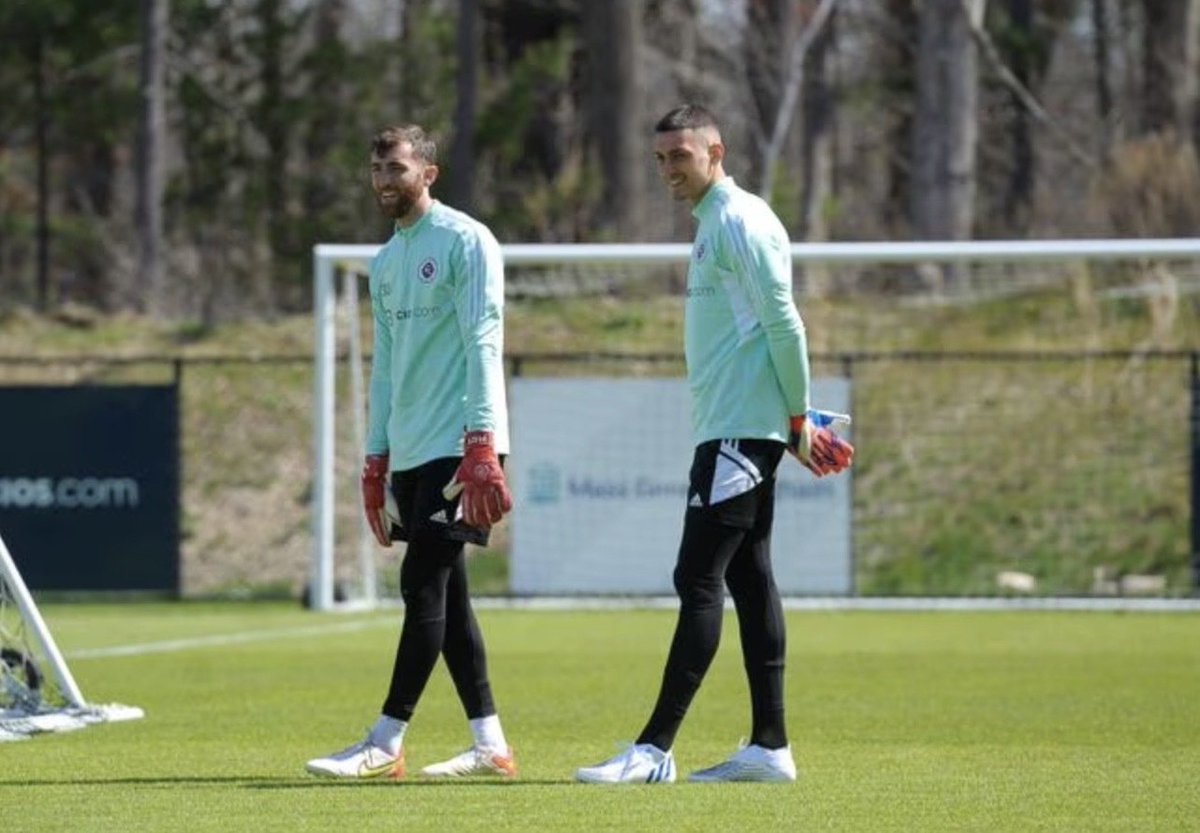 tombogert's tweet photo. 🇺🇸 New England signed Matt Turner as an undrafted free agent, started him, become Goalkeeper of the Year and then sold him to Arsenal for more than $6m.

🇷🇸 New England signed Djordje Petrovic from Čukarički for less than $1m... now on brink of an MLS GK record deal worth $17.5m. https://t.co/aG4eThWxd3