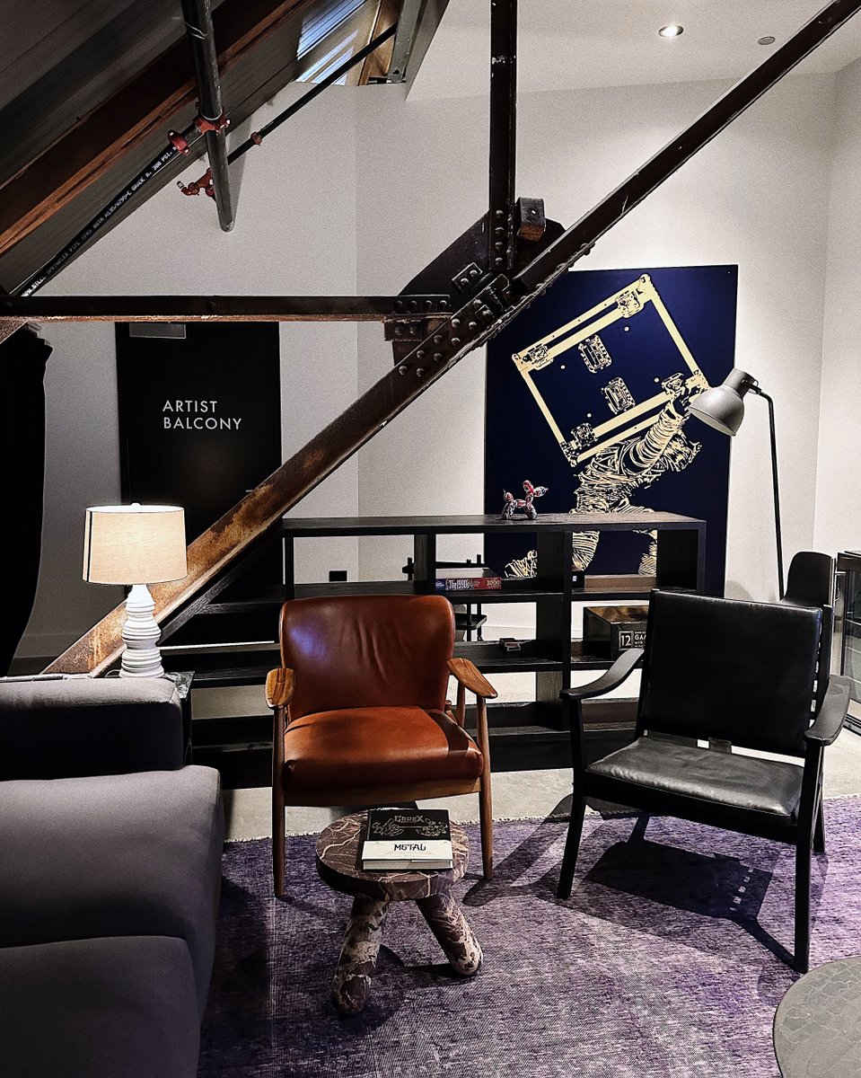 FRET12's tweet image. We discovered the mysterious "string thing" hiding in a green room at the salt shed. Stay alert and watch out for it! 👀

#stringthing #thestringthing