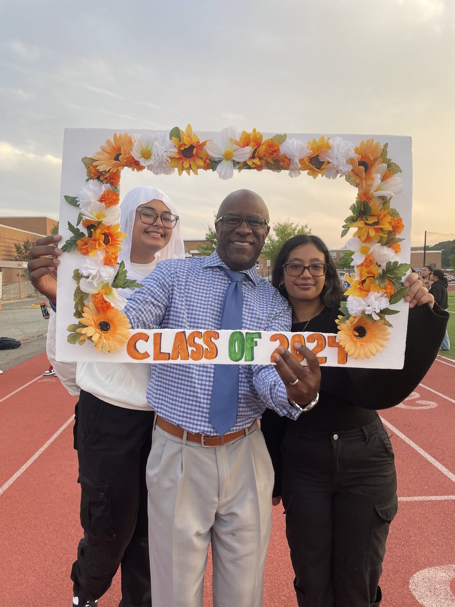 Alfonso G Smith tweet media