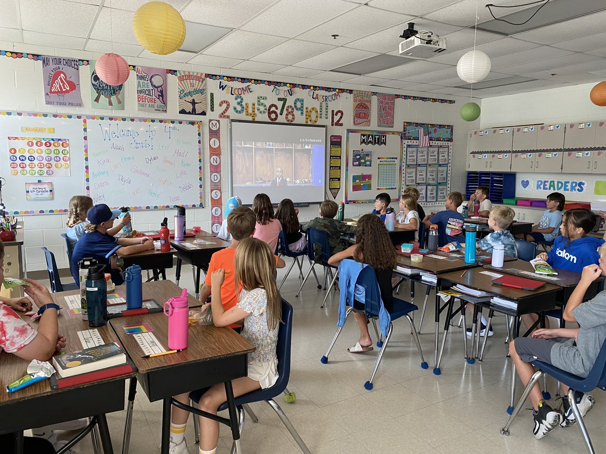 Ready for a great year in 4️⃣th grade! 🤍❤️🖤 <a href="/Lines220/">Arnett C. Lines Elementary</a> <a href="/LinesPto/">LinesPTO</a> <a href="/Lines_Principal/">Dr. Hyllberg</a> <a href="/JenBurton_/">Jennifer Burton</a> <a href="/vmarienau/">Vickie Marienau</a>