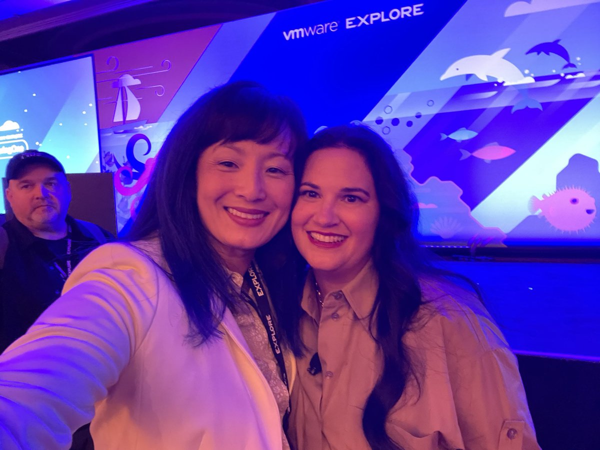 BettyJunod's tweet image. Thank you @TashaIsenberg for a fantastic #SpringOne #VMwareExplore