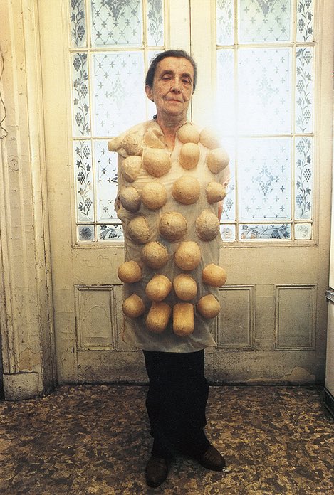 thehopperprize's tweet photo. Louise Bourgeois #louisebourgeois https://t.co/UuBEG18B9Y