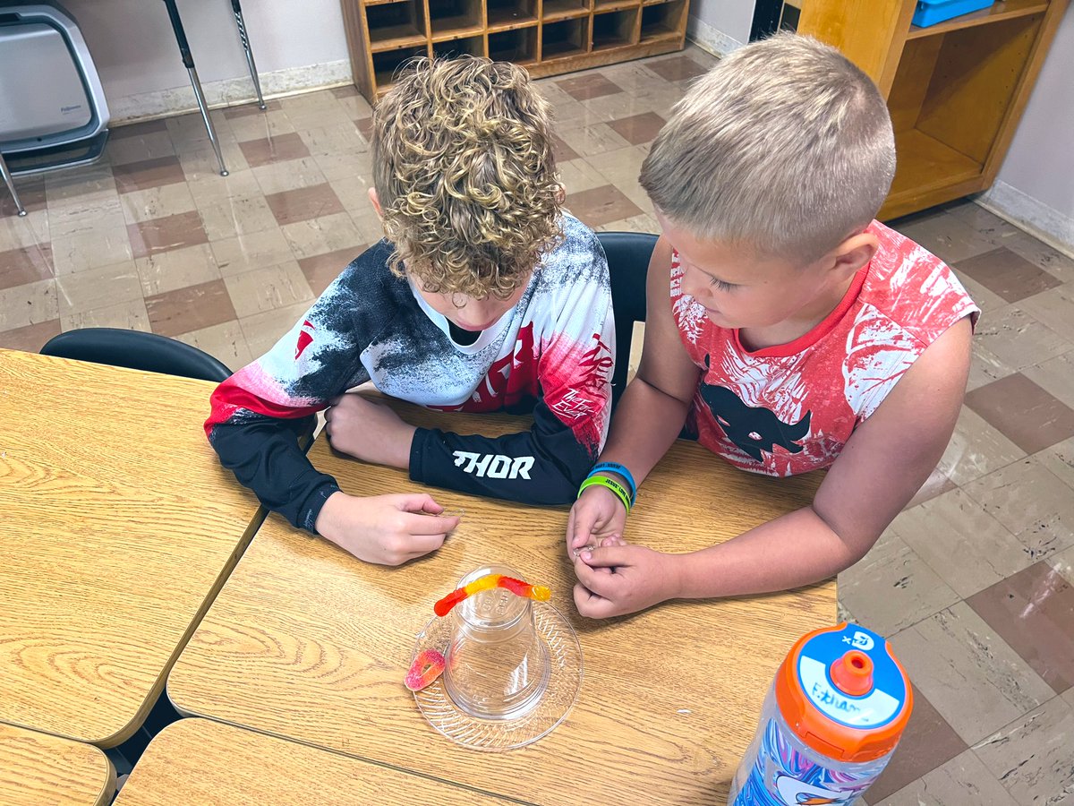 TeamLawrenceEFE's tweet photo. Saving Fred was such a fun, engaging first day of school activity that encouraged teamwork and problem solving! 🤩  highly recommend adding it to your beginning of the year plans ✔️ https://t.co/IwYVb58My9