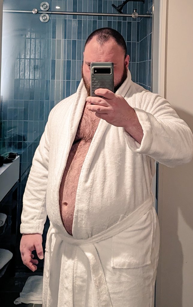 chunkedd's tweet photo. even the largest robe they've got isn't cutting it 🐷😈 https://t.co/R22R9ICjB9