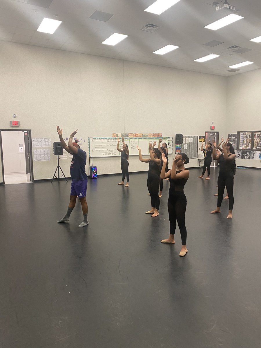 DrewAcademyDance tweet media