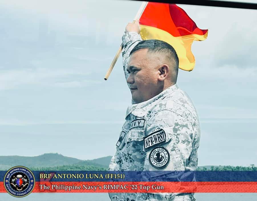 Philippine_Navy's tweet photo. IN PHOTOS | BRP Antonio Luna capacitates @Philippine_Navy #Reservists during #ExercisePagsasama2023
ππΈ: BRP Antonio Luna (FF151)
#LaangKawalPilipinas
#ProtectingtheSeasSecuringOurFuture
#ModernandMultiCapablePHNavy
#AFPyoucanTRUST https://t.co/53x5M9uvbt