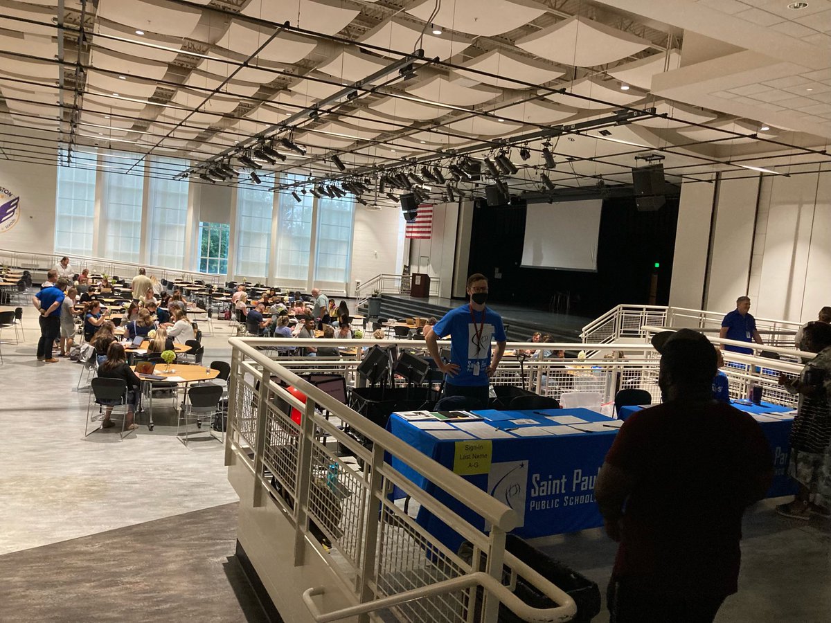 SPPS_News's tweet photo. SPPS welcomed 308 educators to New Educators Week today! Lots of excitement in the air at Washington Technology Magnet School. Join us today at https://t.co/nobteOtD6F. https://t.co/XySaWqfSu5
