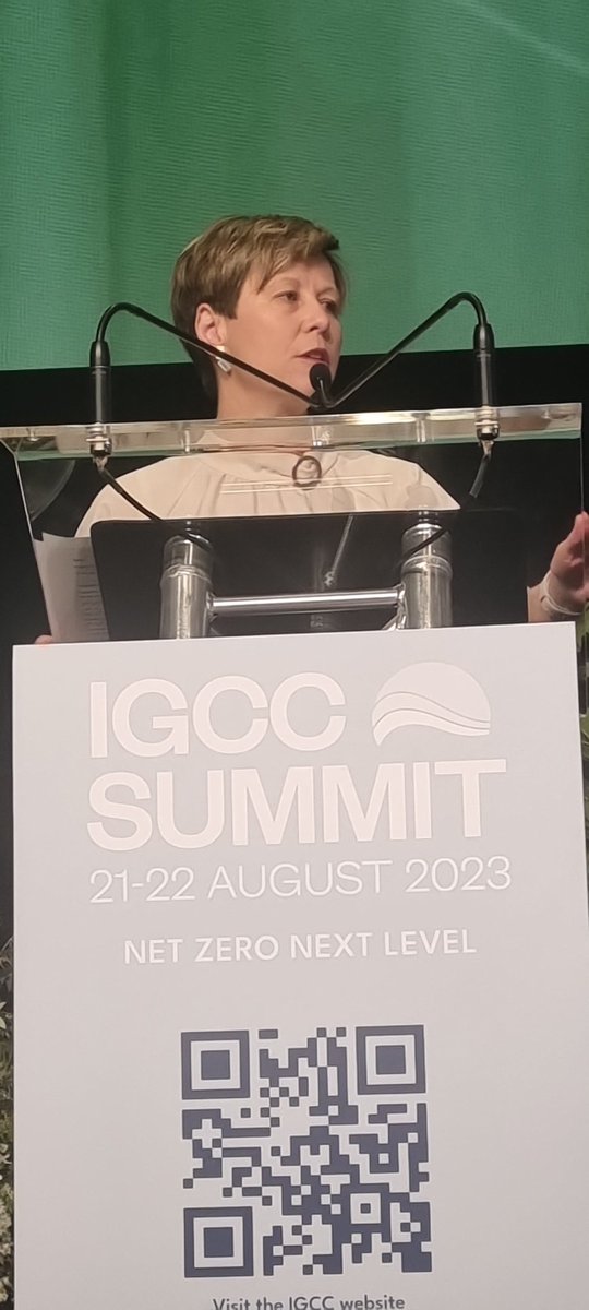 Rebecca Mikula Wright tweet media