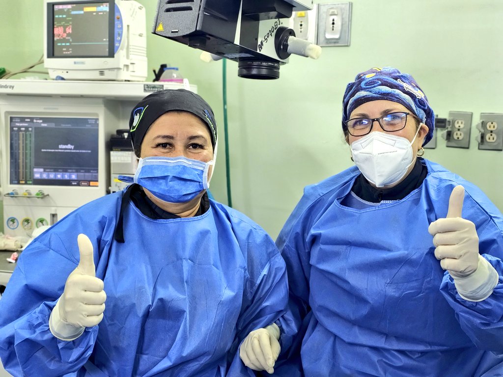 IpasmeOficial's tweet photo. 3/3 ¡Compromiso y profesionalismo!

Nuestros especialistas y la @Mision_Milagro, recorren la Patria con mística y entrega, para llevar salud visual al magisterio y al pueblo.

¡Una labor de amor humanista que merece nuestro reconocimiento!

@NicolasMaduro
 #ConversaítoConMaduro https://t.co/FLSNnfpwCr