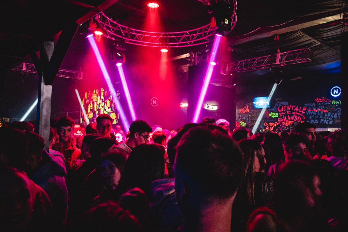SÁBADO 26 DE AGOSTO  Festejamos tu cumpleaños 🎂 🎉✨ 

Nizza Megadisco 🔥