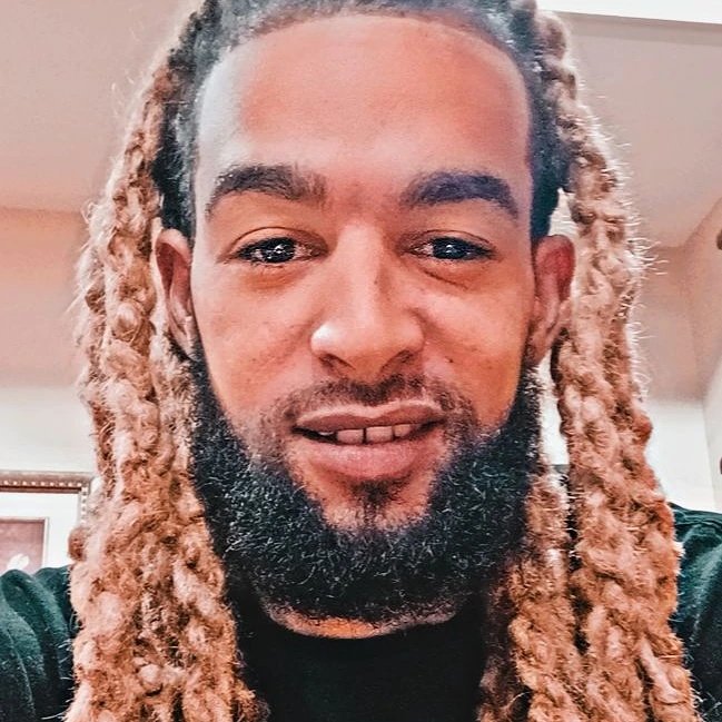 cam3russell's tweet photo. #NewProfilePic https://t.co/IdwYjBxTFJ