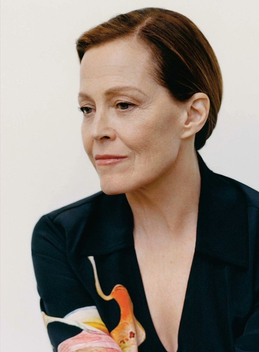 Sigourney Weaver tweet media