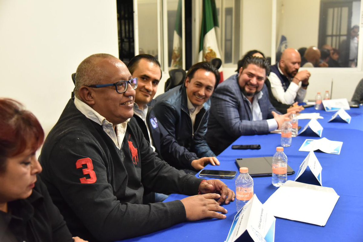 PAN_CDMX's tweet photo. Hoy realizamos el 1er. Foro de Consulta Regional #FuturoCDMX con las y los militantes de:

🔵 Coyoacán
🔵 Benito Juárez
🔵 Álvaro Obregón
🔵 Cuajimalpa
🔵 La Magdalena Contreras

Fue un honor escuchar las propuestas e ideas de todas y todos. En unidad vamos a construir el mejor proyecto para la Ciudad de México. #SíHayDeOtra