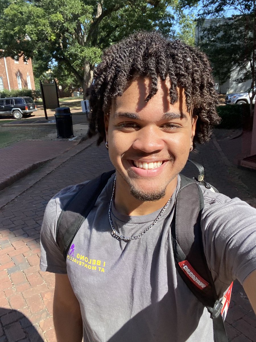 KFinProductions's tweet photo. #FirstDayPic It’s #SophmoreSeason for my @StevoSkillz2! Reppin’ @Montevallo and ready to crush it! That sun is shining bright like your future son, #LetsGoFalcons!! https://t.co/DNoS1nf4mR