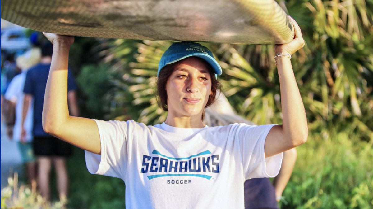 UNCWSoccer's tweet photo. Seahawks 🫶 Surfers Healing
Volunteering with this amazing surf camp is one of our favorite days of the year.
📸 https://t.co/hXDEXpsvcF
#UNCW #NCAASoccer https://t.co/yyHrSWxFx1