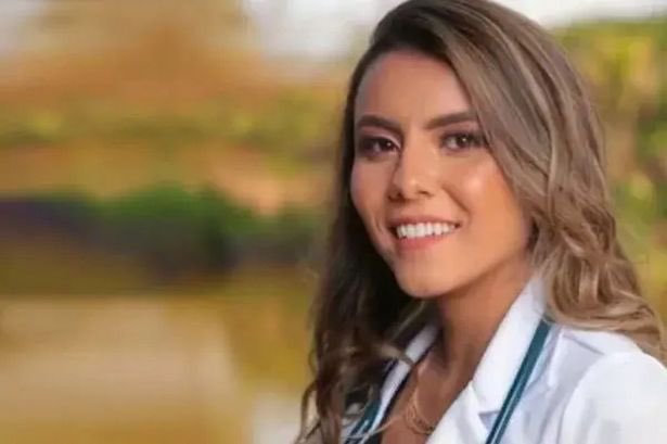 As <a href="/CNNBrasil/">CNN Brasil</a> reports, the body of 28 years old Dr. Thallita Fernandes was found this last Friday stuffed in a suitcase.

Main suspect- her 26 years old boyfriend. 

And now she’s gone.
Time to #STOP #DomesticViolence 

Pic: <a href="/dailystar/">Daily Star</a>