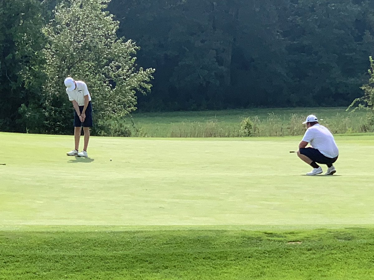FreeportGolf's tweet photo. Varsity drops a close one 219-225 to Kiski Area at Willowbrook CC.  Jayden Diehl paces the squad with 43, Cam Zigo &amp; Ethan Crooks 44 each. 

@FASD_Athletics https://t.co/EFOuWz7tST