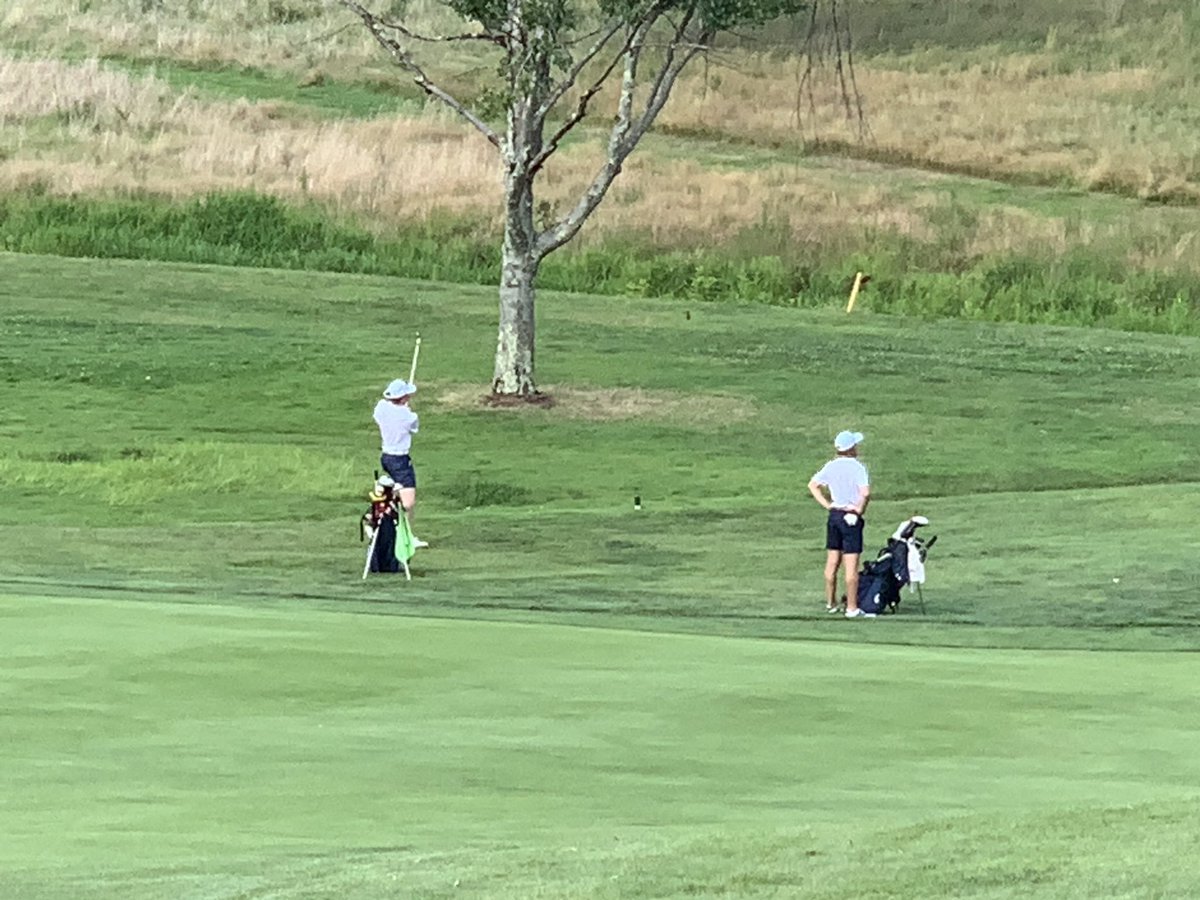 FreeportGolf's tweet photo. Varsity drops a close one 219-225 to Kiski Area at Willowbrook CC.  Jayden Diehl paces the squad with 43, Cam Zigo &amp; Ethan Crooks 44 each. 

@FASD_Athletics https://t.co/EFOuWz7tST