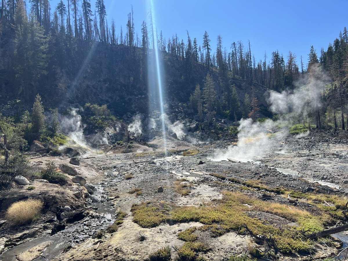 hbrapp's tweet photo. Thanks @am_oliverio, @XtremeVirusProf, Gordon Wolfe, &amp; crew for bringing me out to sample Lassen Volcanic National Park for extremophilic protists! First time camping &amp; first geothermal feature sighting (&amp; smelling) ✅ https://t.co/qilWivDQLY