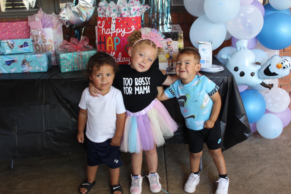 MayceDurrett's tweet photo. Oh my heart https://t.co/DJViavd7nH