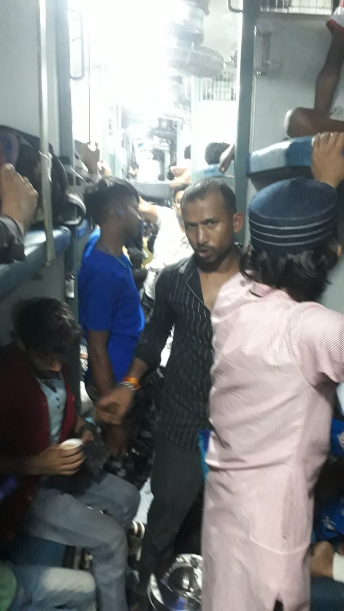 PtrakaarS's tweet photo. @RailwaySeva @rpfnrlko @srdcmljn @Igrangelucknow https://t.co/t0aBAf2n9y