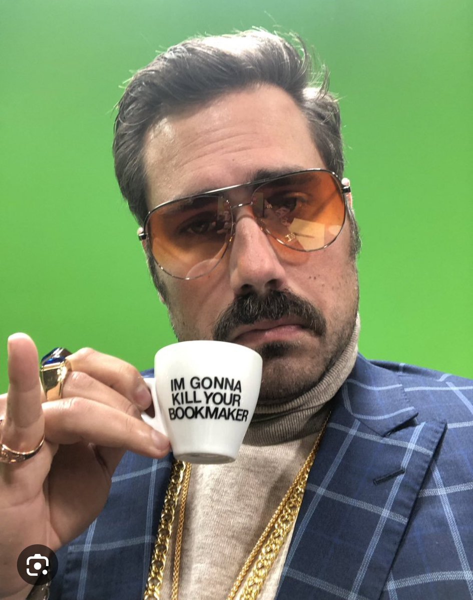 TheDHMGroup's tweet photo. The @BarstoolBigCat Legend Quokka has made it home to the Diamond Hands💎🙌

Shoutout to @Bro_ba_Fett for the FIRE piece🔥 And the entire @TribeQuokka Team for all you do!!🏝️

CAN'T STOP...WON'T STOP!🫡 @Doc_Doofus https://t.co/6WLelkgKUX