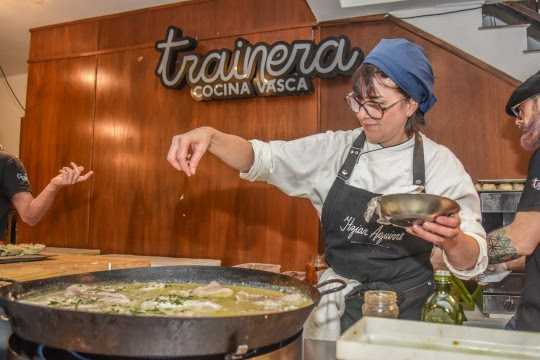 Noche de Colectividades: se vendieron más de 11.000 platos en la previa de la gran fiesta de la ciudad

👉La info en lamvuela.com.ar/noche-de-colec…