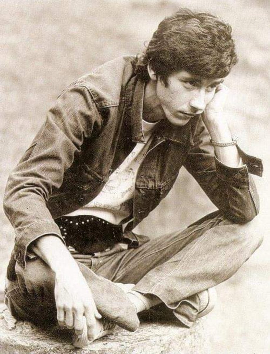 Marcello_CAM's tweet image. Rest In Peace RAUL SEIXAS!🗣️🎸
(28/06/1945 - 21/08/1989).
#RaulSeixas  #TocaRaul