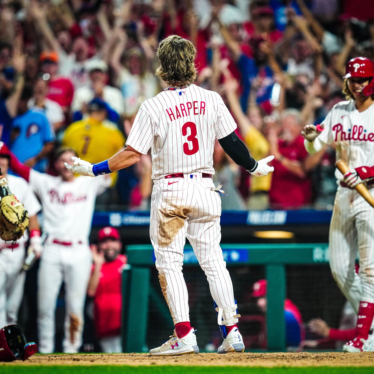 Phillies's tweet photo. Chat, that was sick https://t.co/wRVxRj0QdL