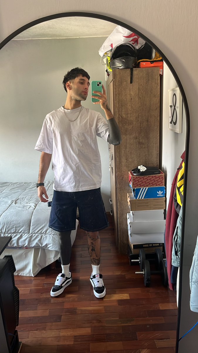 FeddericoGuedes's tweet photo. 🤨 https://t.co/KVTZAekdcG