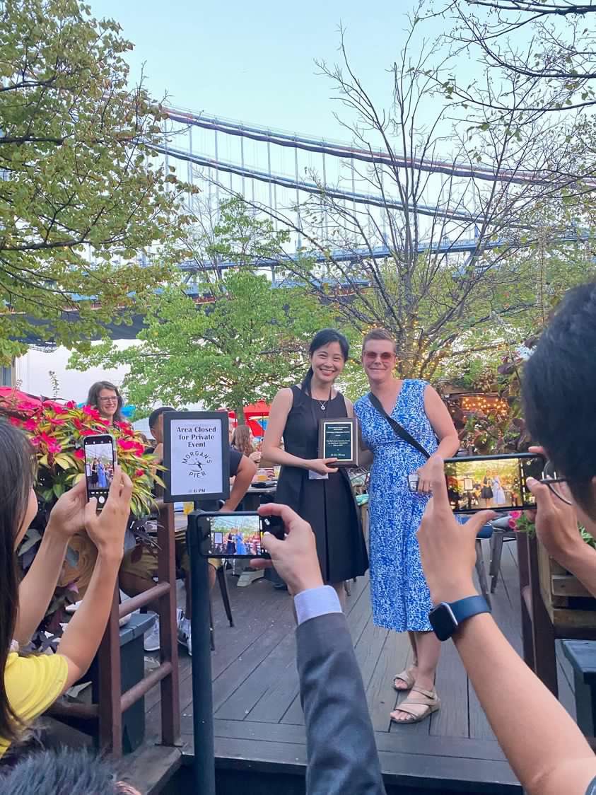 TingSyuanLin2's tweet photo. Congratulations to my lovely friend @chiang_yilin on winning the Bourdieu Best Book Award for her book "Study Gods: How the New Chinese Elite Prepare for Global Competition"! 📖

Photo credit: @plmolomlp https://t.co/GiFdcLwqzk